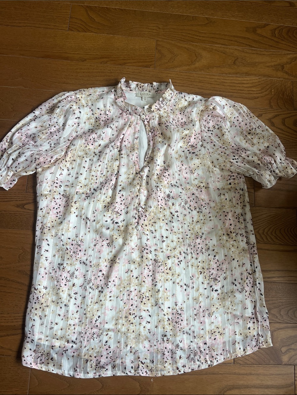 Floral Pintuck Short-Sleeve Blouse in Pink and Cream